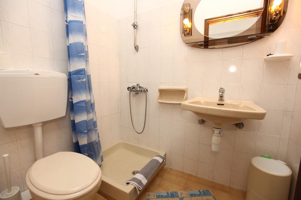 Haus Sofis Apartamento Koínira Quarto foto